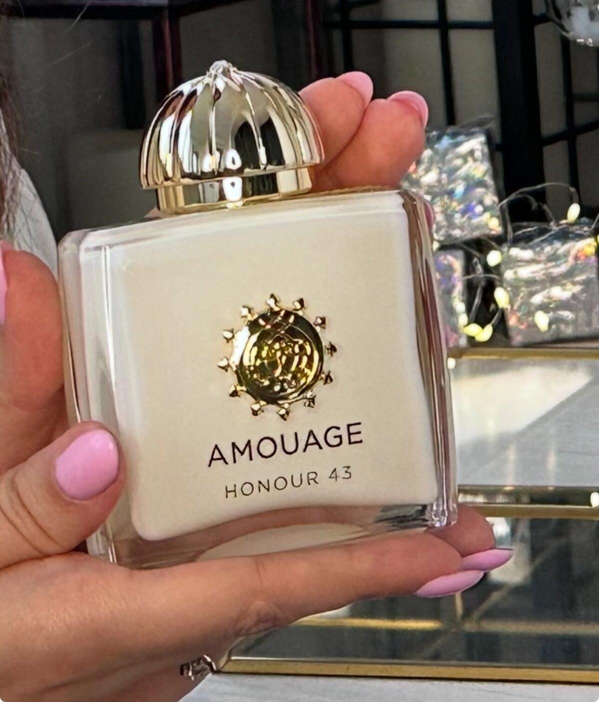 Amouage Honour 43 Woman Extrai - Perfume Fragrance Families review and price